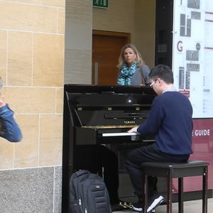 肉丝到爽🔞高潮痉挛机器
